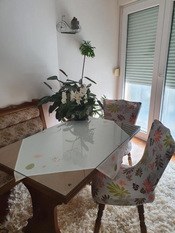 Apartman Noa คนิน ภายนอก รูปภาพ