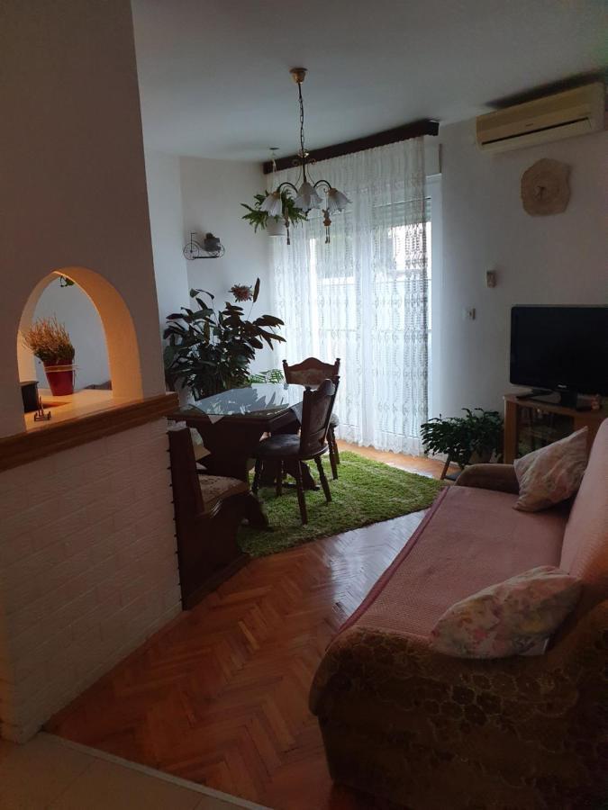 Apartman Noa คนิน ภายนอก รูปภาพ